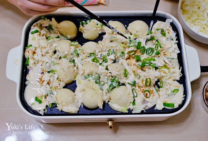 【簡單食譜】Bruno電烤盤×章魚燒、花枝燒自已做~日式美味DIY，在家品嚐夜市小吃就是那麼簡單！ - yukiblog.tw