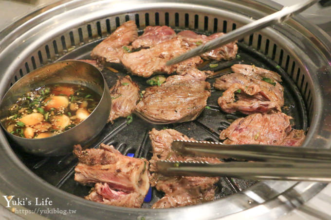 台北美食【新村站著吃烤肉】韓國必吃燒肉不用出國就能吃的到！市政府站 - yukiblog.tw