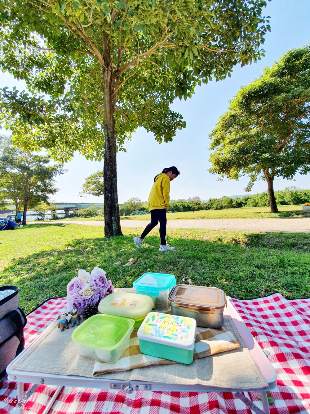 免費親子景點》浮洲藝術河濱公園vs羊咩咩的家～野餐大草皮，停車方便，騎腳踏車一日遊 - yukiblog.tw