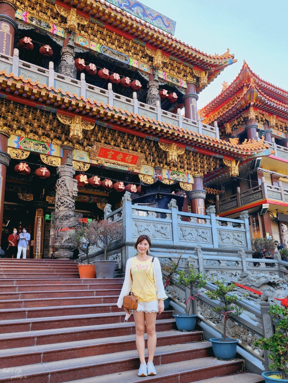 屏東景點》車城福安宮，金碧輝煌的華麗廟宇，買洋蔥和鹹蛋 - yukiblog.tw