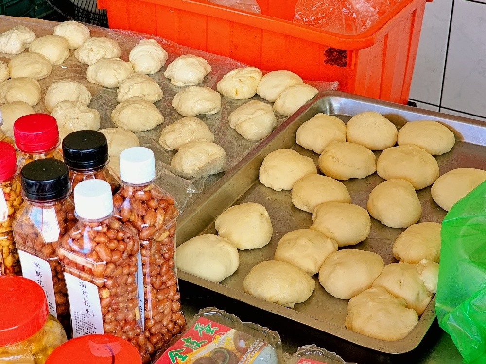 宜蘭頭城美食》阿嬤蔥油餅，排隊銅板小吃還有停車場 - yukiblog.tw