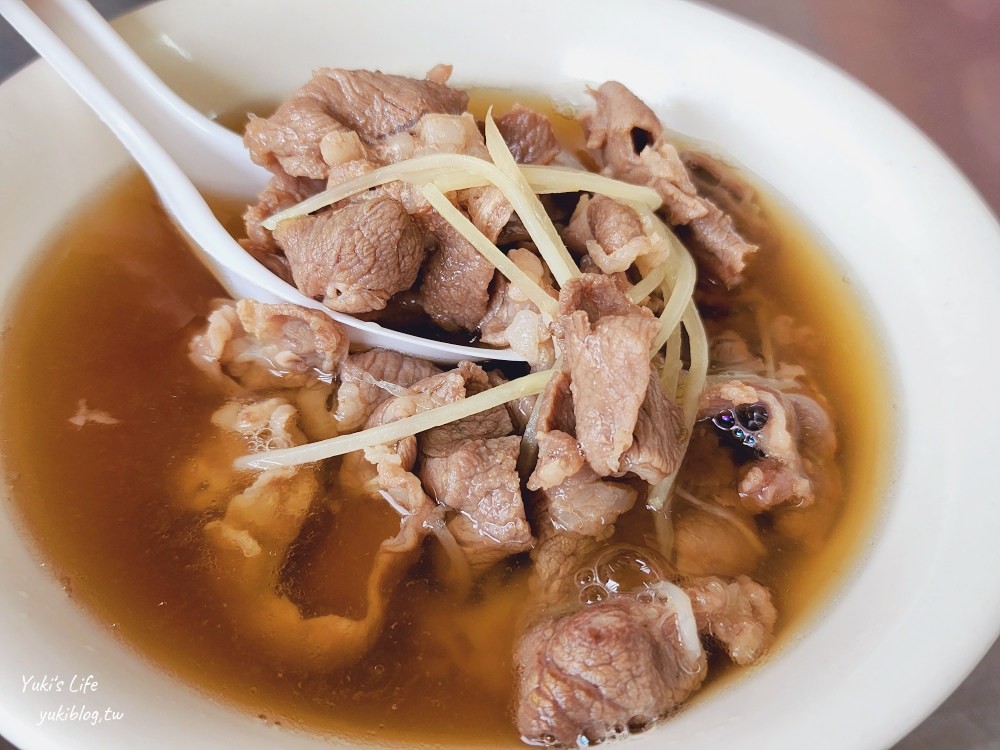 嘉義》竹崎老店肉圓羊肉湯，無腥味小孩也愛喝，羊骨湯用吸管吃起來 - yukiblog.tw