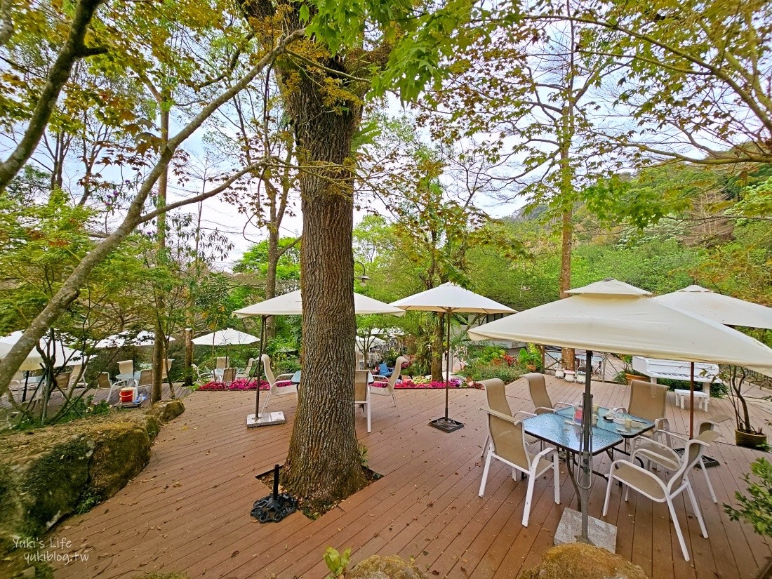 【台中新社景點】桃李河畔森林景觀餐廳，超美森林系景點，悠閒賞花喝下午茶 - yukiblog.tw