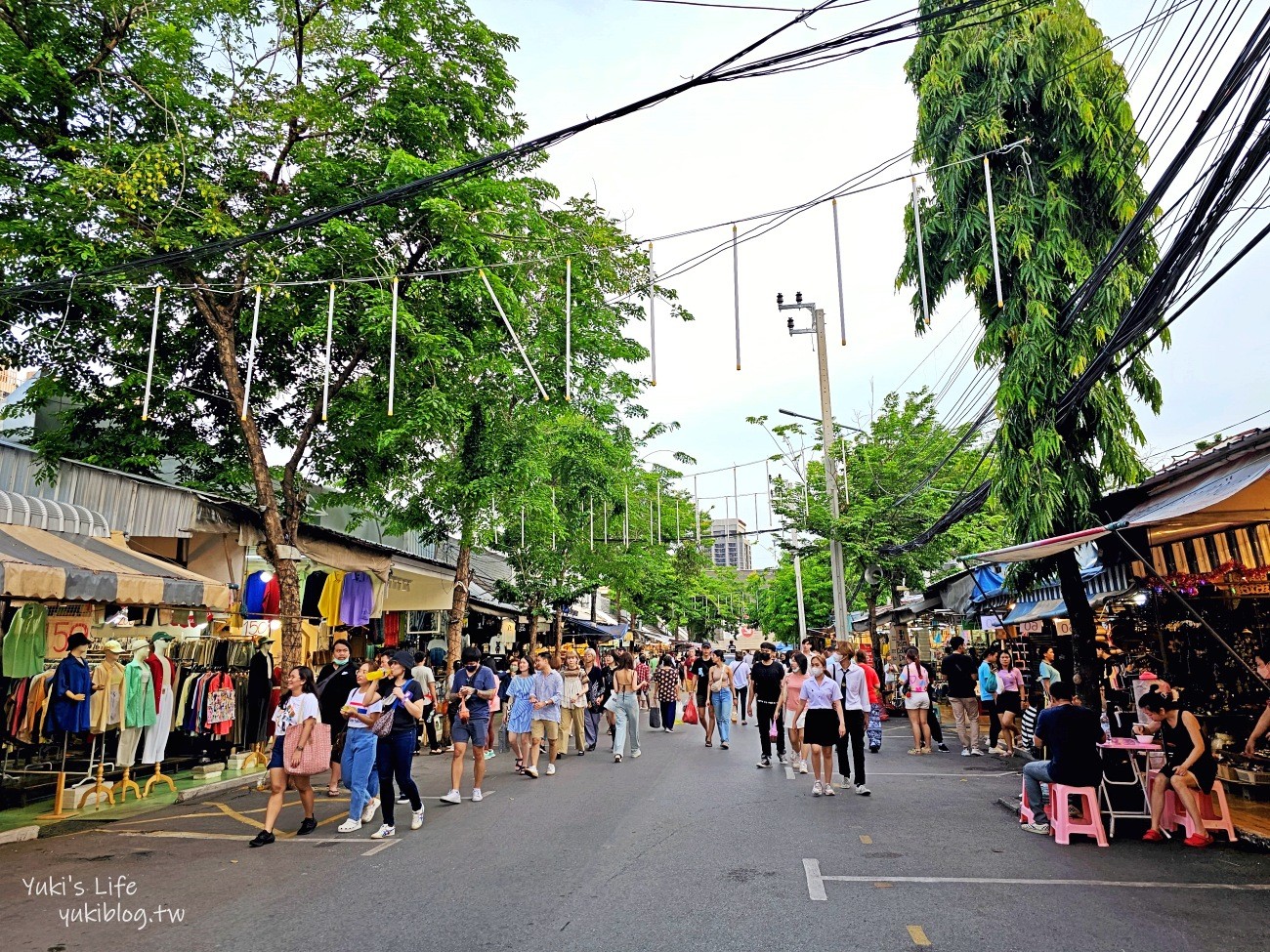 泰國曼谷景點：恰圖恰周末市集推薦必逛！最新必吃必買有哪些呢?