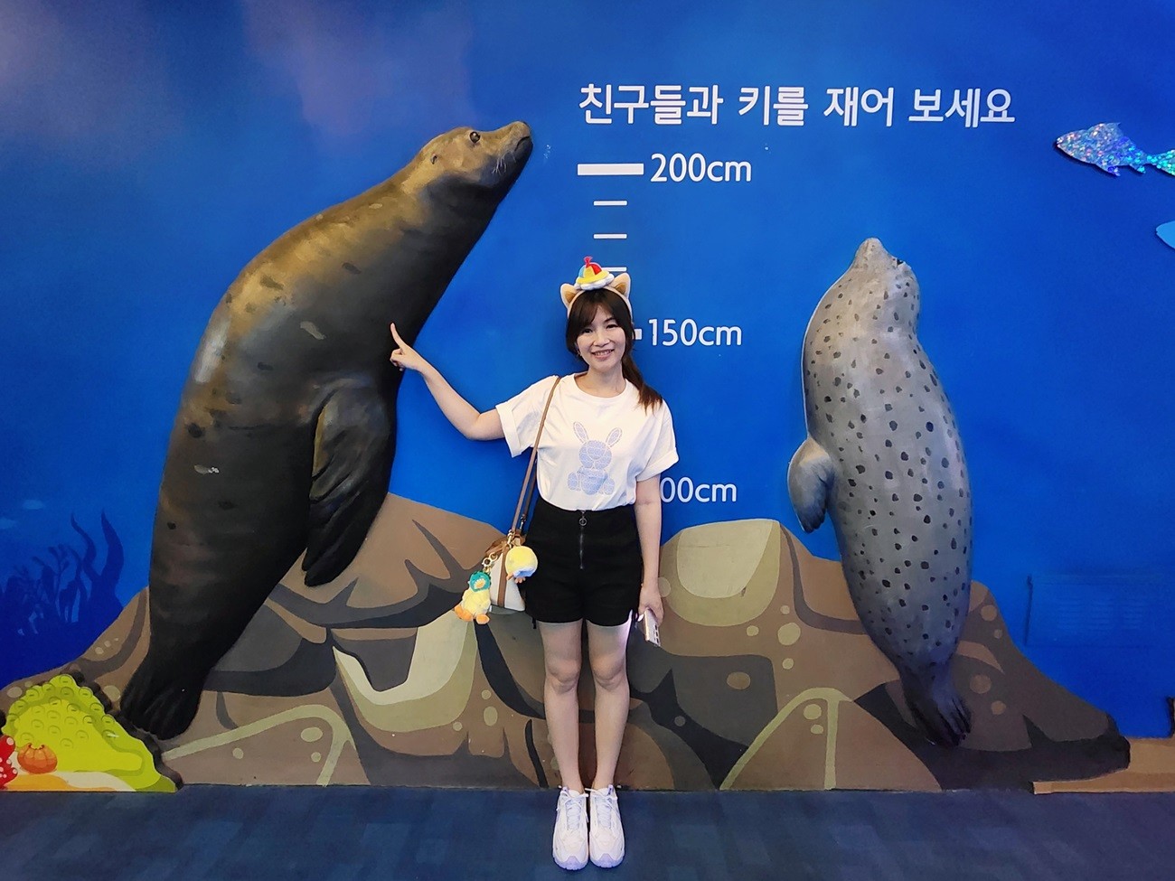 韓國首爾親子景點》樂天世界水族館，首爾下雨景點雨天備案~超萌小白鯨和企鵝有夠療癒！ - yukiblog.tw