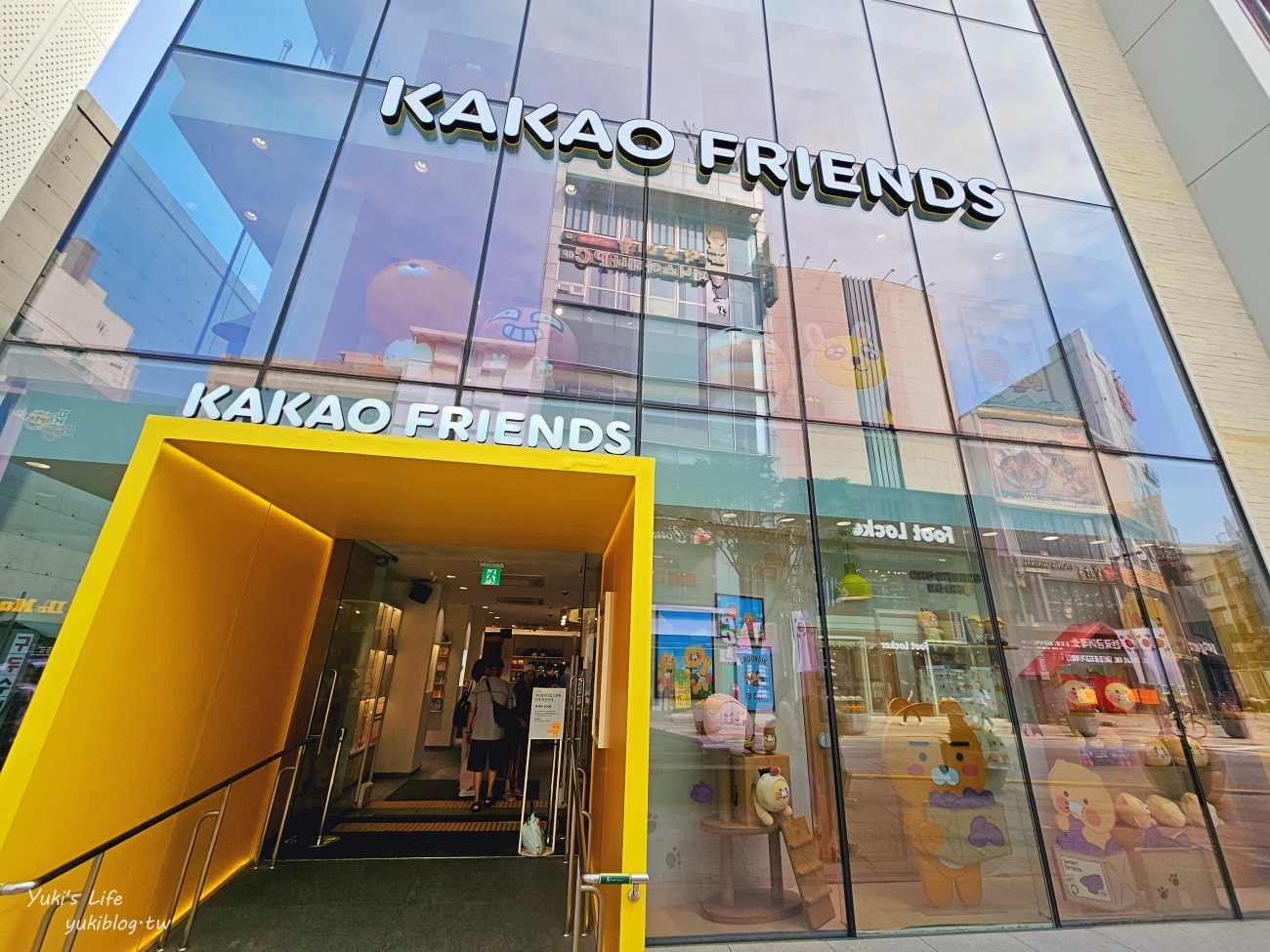 【韓國釜山】Kakao Friends Store 釜山旗艦店，南浦洞商圈逛街景點 - yukiblog.tw