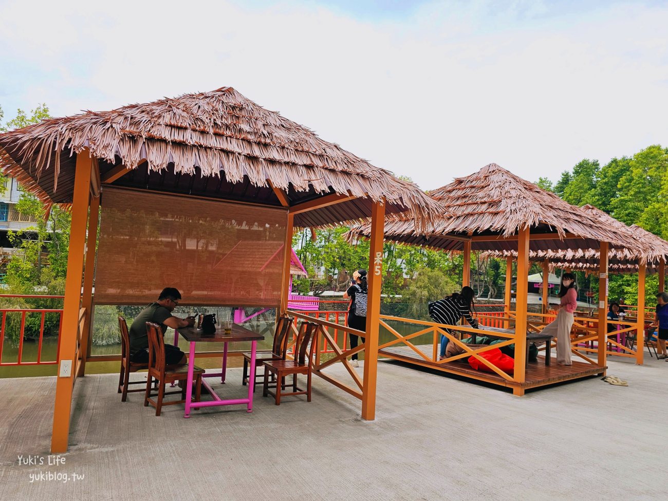 雲林景點》近水樓台湖畔森林咖啡，森林系峇里島風景觀餐廳~近期超火紅的新亮點！ - yukiblog.tw
