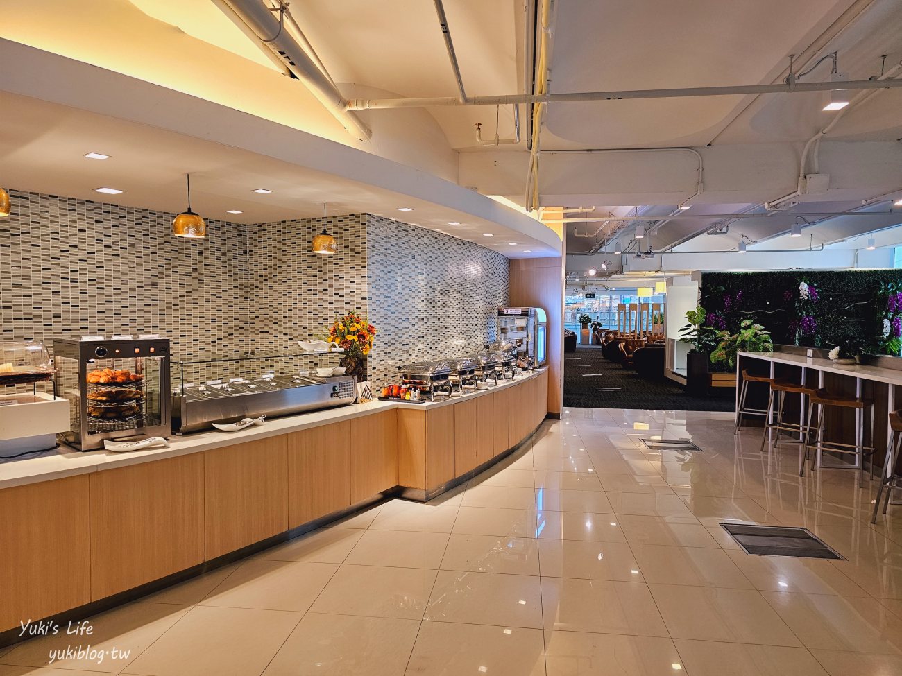 泰國曼谷BKK機場，Miracle Lounge，JCB卡免費貴賓室一定要來~ - yukiblog.tw