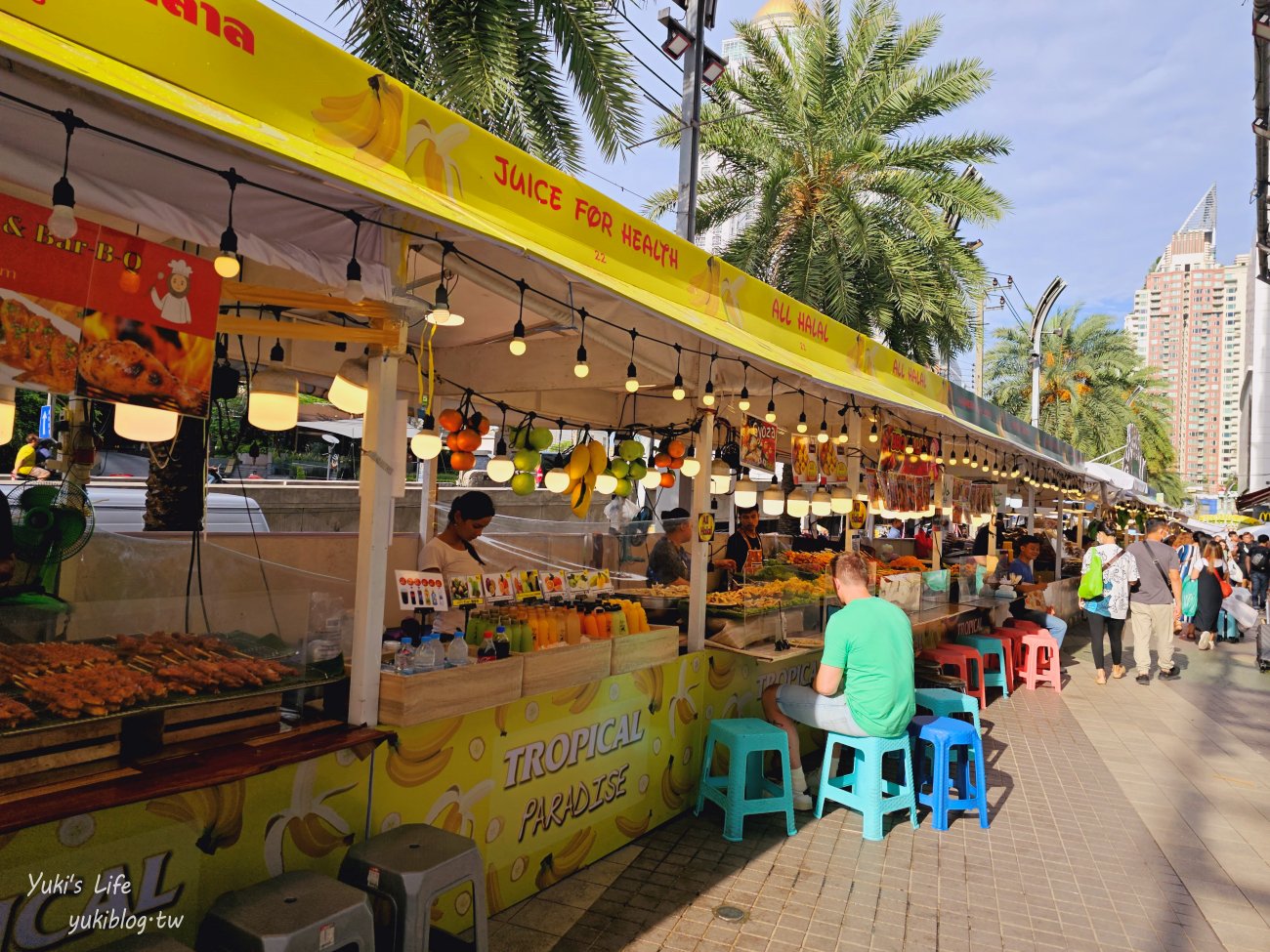 泰國曼谷景點》水門市場批發百貨！有冷氣～便宜童裝女裝髮飾、美食街通通有～ - yukiblog.tw