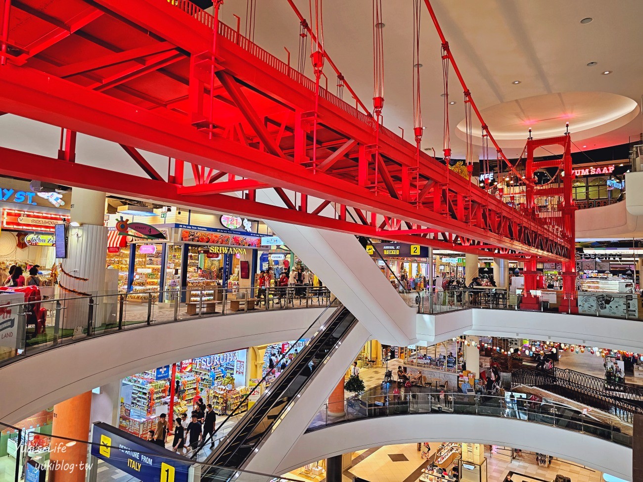 【芭達雅景點】Terminal 21環遊世界主題百貨，整架飛機超吸睛，銅板價美食街必吃爆 - yukiblog.tw