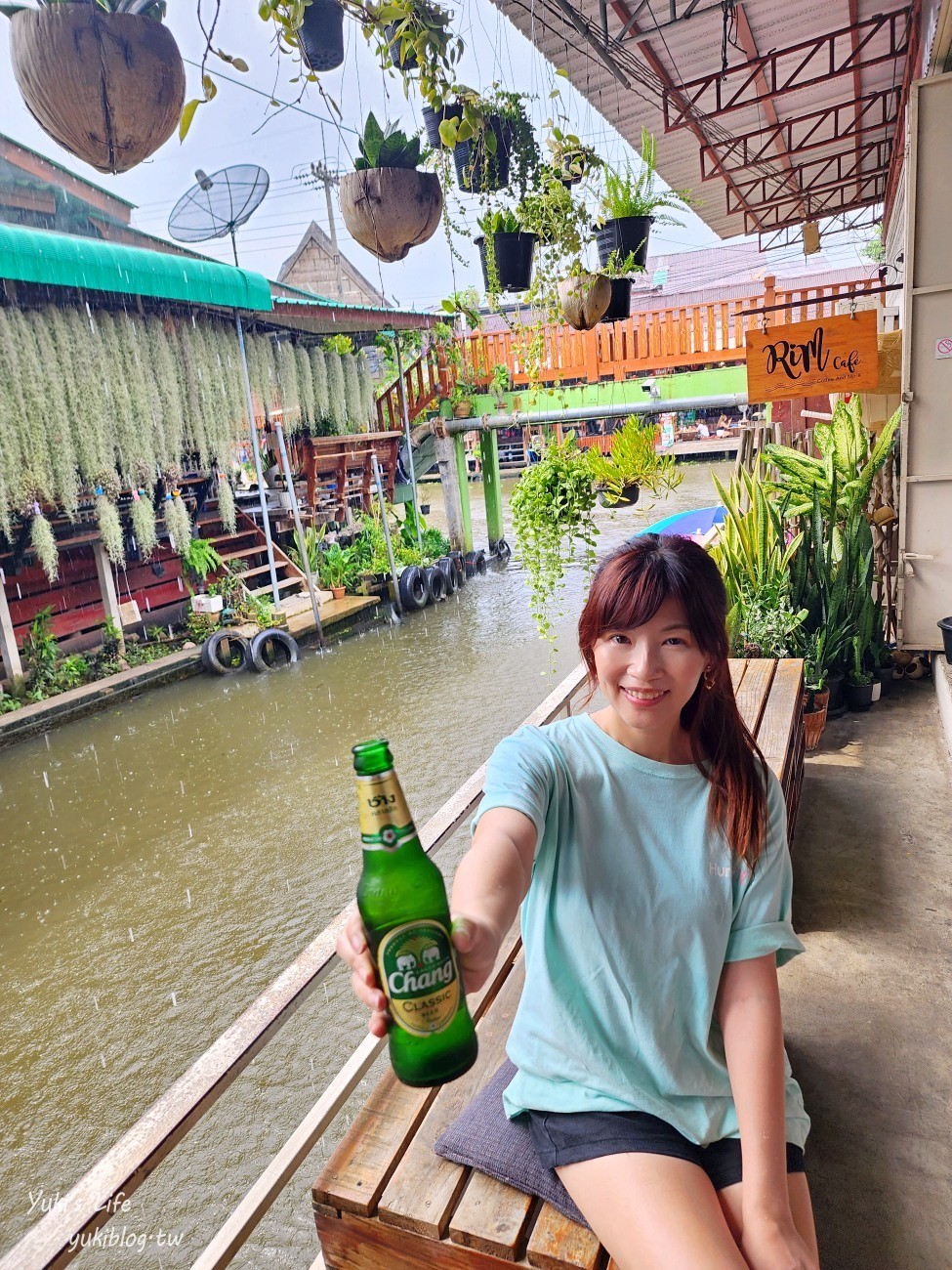 曼谷必玩景點推薦【丹嫩莎朵水上市場】搭手搖船太好玩，曼谷的水上市場推薦這裡！ - yukiblog.tw
