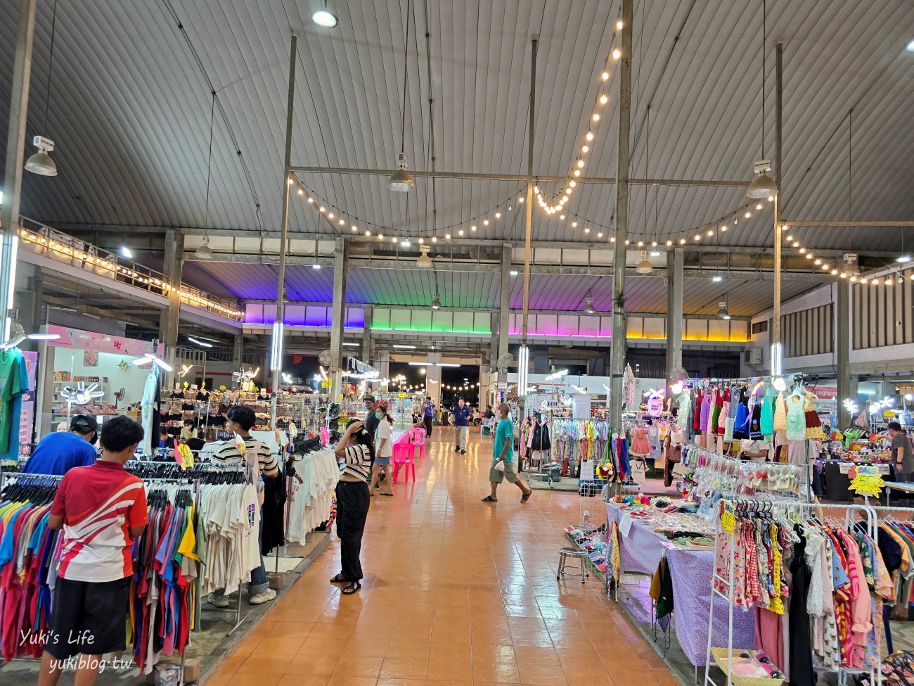 曼谷新夜市【Save One GO Market】東西便宜10泰銖超好買(交通.營業資訊) - yukiblog.tw