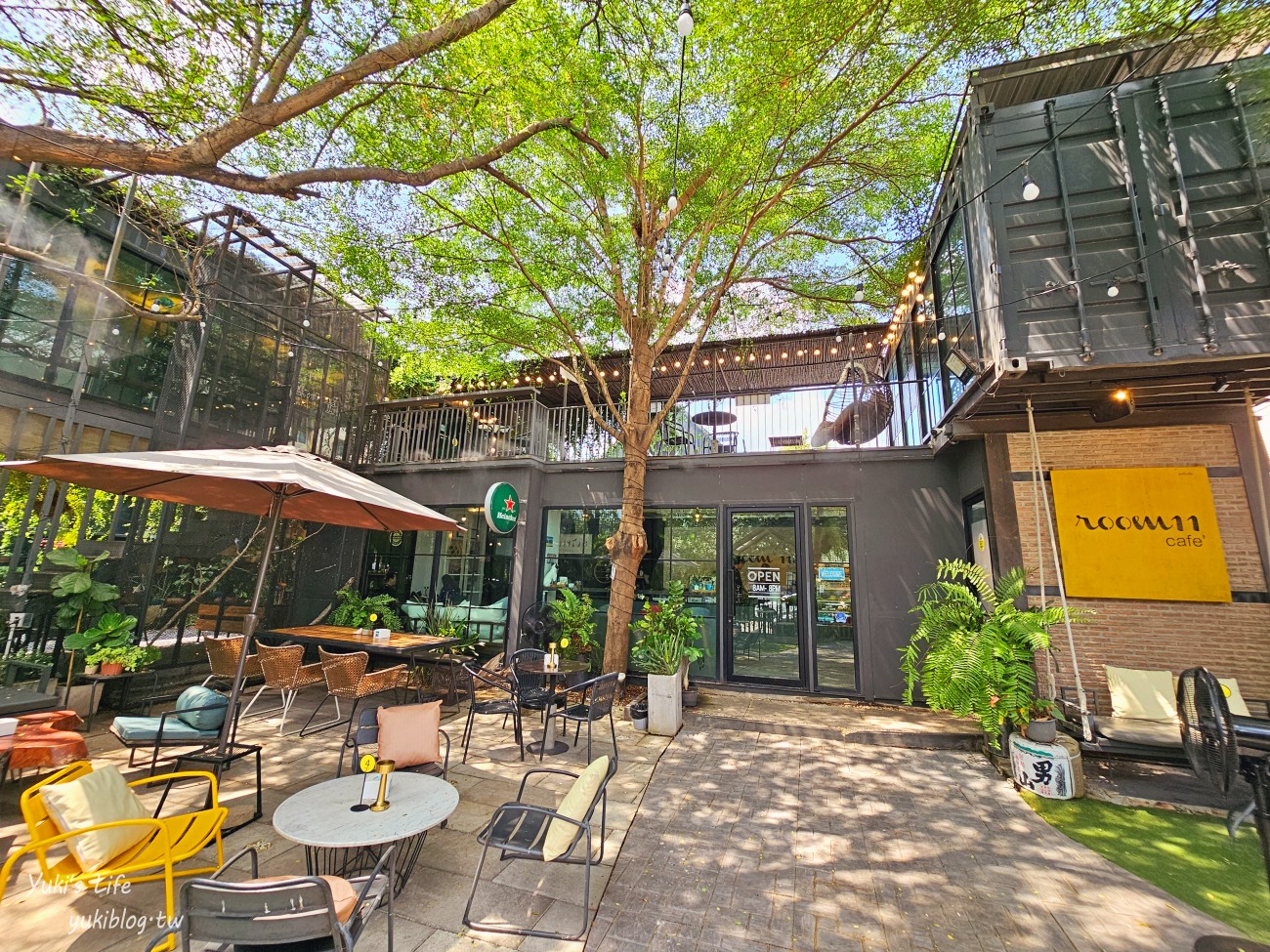 曼谷網美咖啡廳【Room 11 cafe】森林系小型動物園親子景點，餵天竺鼠好療癒~ - yukiblog.tw