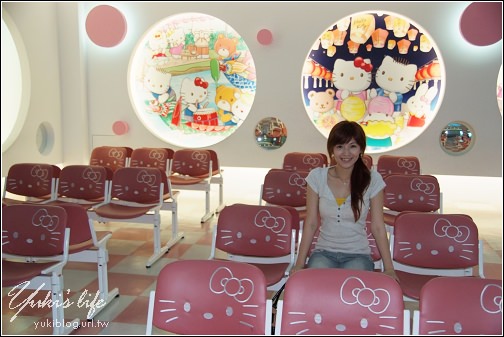 [08東京假期]＊C40 桃園中正機場.第二航廈~ Hello Kitty候機室 - yukiblog.tw