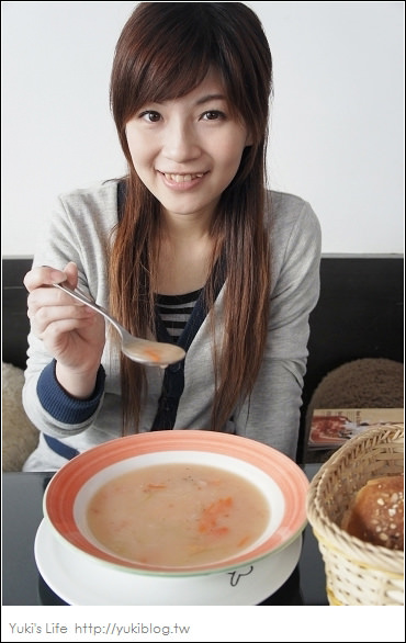 [2+1的台中2日遊]＊東海藝術街~~酒侍餐館(有小西瓜笑呵呵的影片~一定要看喔!) - yukiblog.tw