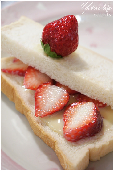 [邀約試吃]＊雀巢鷹牌煉乳～當煉乳遇上草莓。愛煉好滋味 - yukiblog.tw