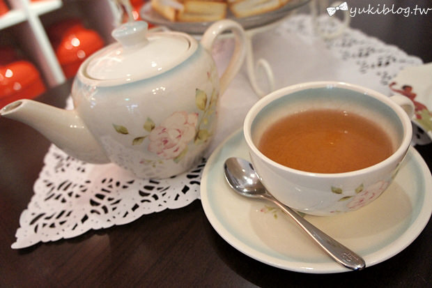 [台北_食]＊Christina克里斯汀娜 ❤好一個綿綿細雨的浪漫下午茶❤ - yukiblog.tw