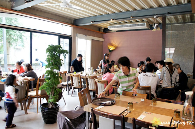 [宜蘭親子二日遊]＊宜蘭市-綠海親子餐廳 ❤ 一家對小孩友善且料理好吃的餐廳‧推推推 ❤ - yukiblog.tw