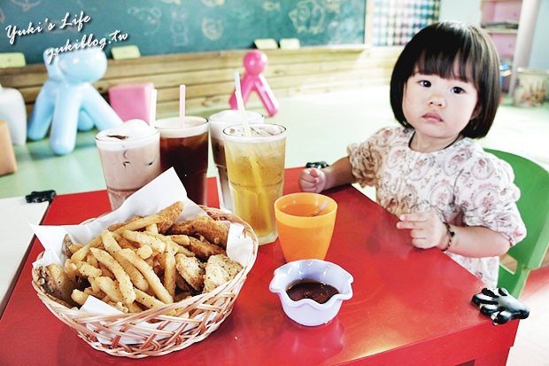 [台南兩天一夜好好玩＊2＊] 【台南市】V66親子塗鴨餐廳 ❤ 價格平實的溜小孩空間 - yukiblog.tw