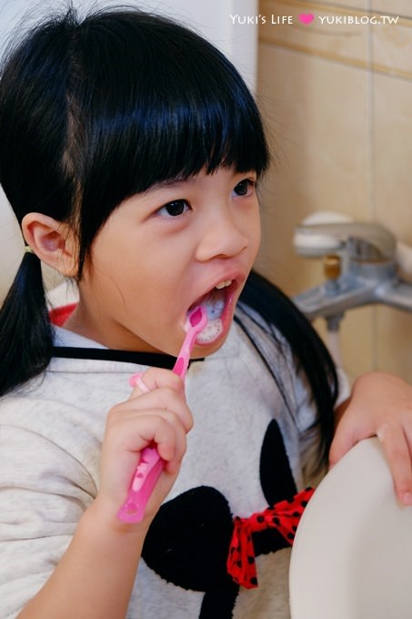 育兒好物【韓國倍麗兒POLI波力】救援小隊兒童牙膏、V型潔牙兒童牙刷~守護兒童的牙齒健康 - yukiblog.tw