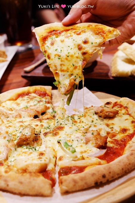 板橋府中站美食【薄多義BITE 2 EAT】pizza、炸物、蛋糕都好好吃！＠誠品生活館 - yukiblog.tw