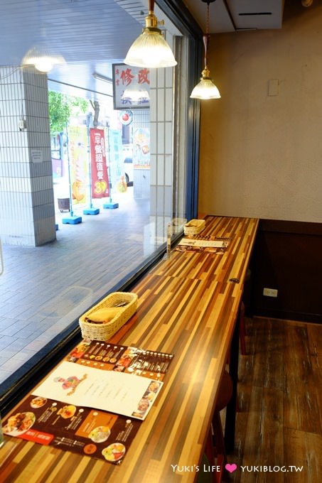 台北美食【咖啡家COFFEE+】平價大份量路線早午餐鬆餅、土城學士店不一樣的溫馨裝潢 - yukiblog.tw