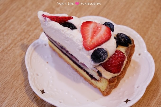 台北美食【艾莉兒甜品盒】充滿草莓的夢幻蛋糕、下午茶咖啡 @台北車站、京站B3 - yukiblog.tw