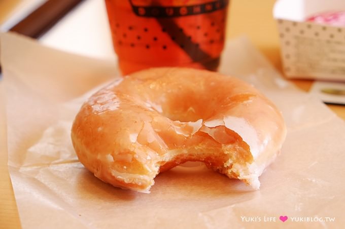 大阪美食【kreme krispy doughnuts】超人氣甜甜圈 @天王寺站Q’s Mall百貨 - yukiblog.tw