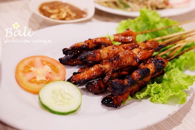 峇里島美食【火車餐廳】在火車包廂中的印尼&爪哇島風味料理 - yukiblog.tw