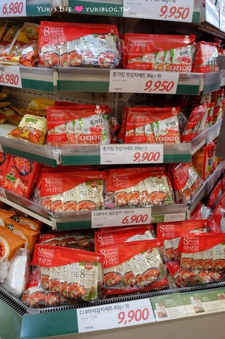 韓國首爾自由行【樂天超市LOTTE Mart】推薦韓國必買戰利品(零食、餅乾、 美妝保養品、紀念品、伴手禮、玉米鬚茶) - yukiblog.tw