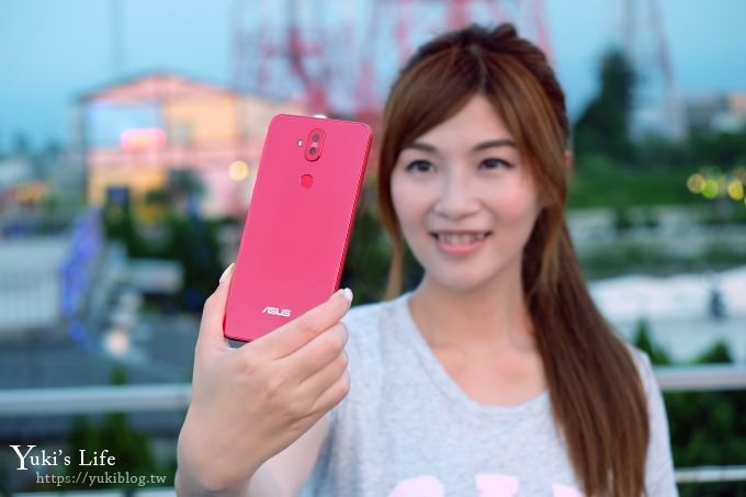 【ASUS ZenFone 5Q 愛戀紅】超廣角四鏡頭×前後都好拍！旅遊、出國就靠它！(實拍分享)
